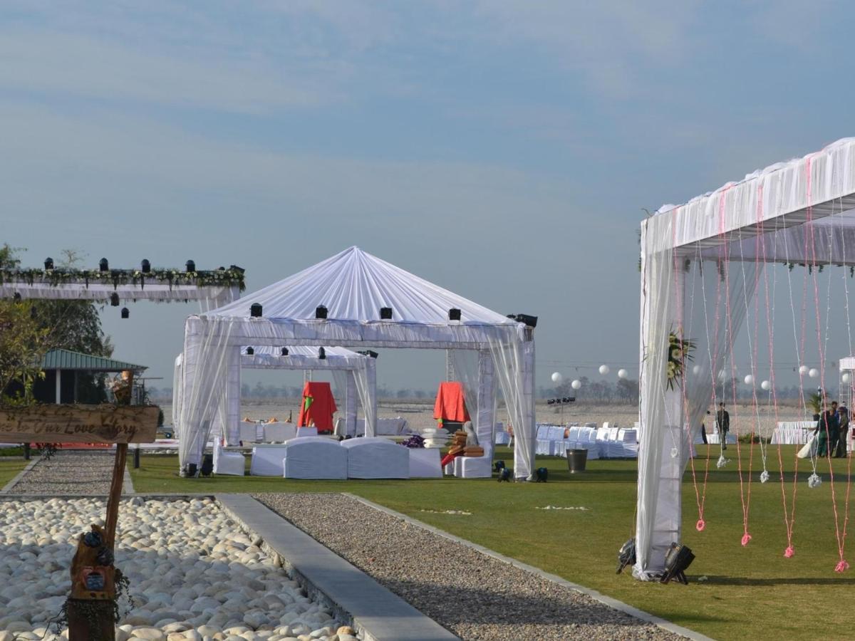 Amatra By The Ganges Hotel Haridwar Exterior photo